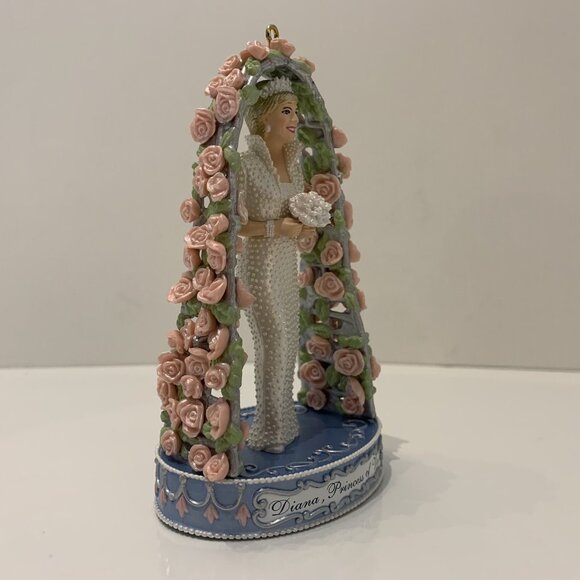 Heirloom Collection Carlton Cards Diana Princess Of Wales Ornament - Picture 4 of 12